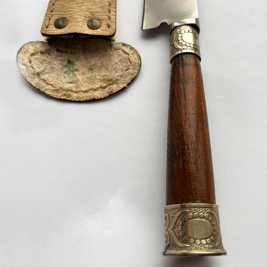 Knife - Wood and Alpaca - Sole leather sheath